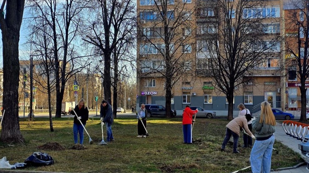 Субботник в Нагорном районе: вместе к чистоте и порядку!